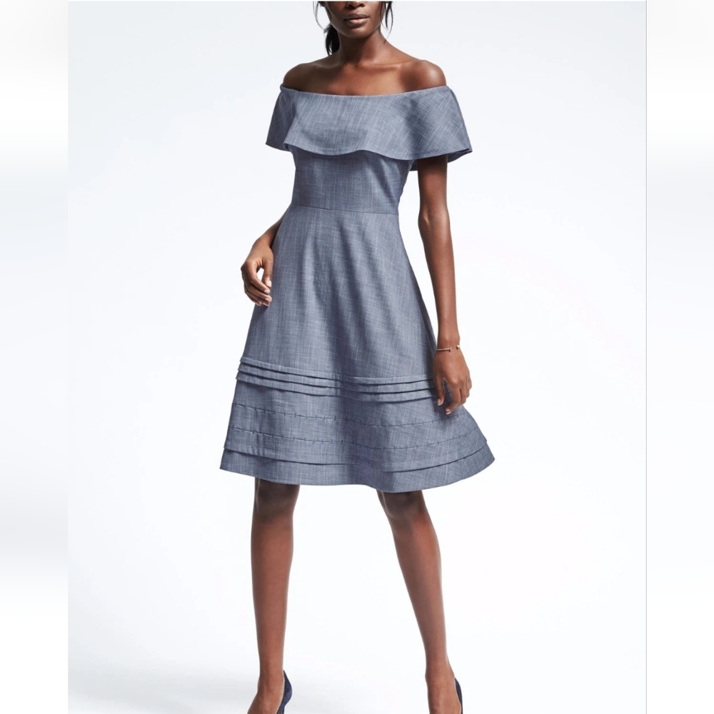Banana Republic Chambray Off Shoulder Dress, Size 14